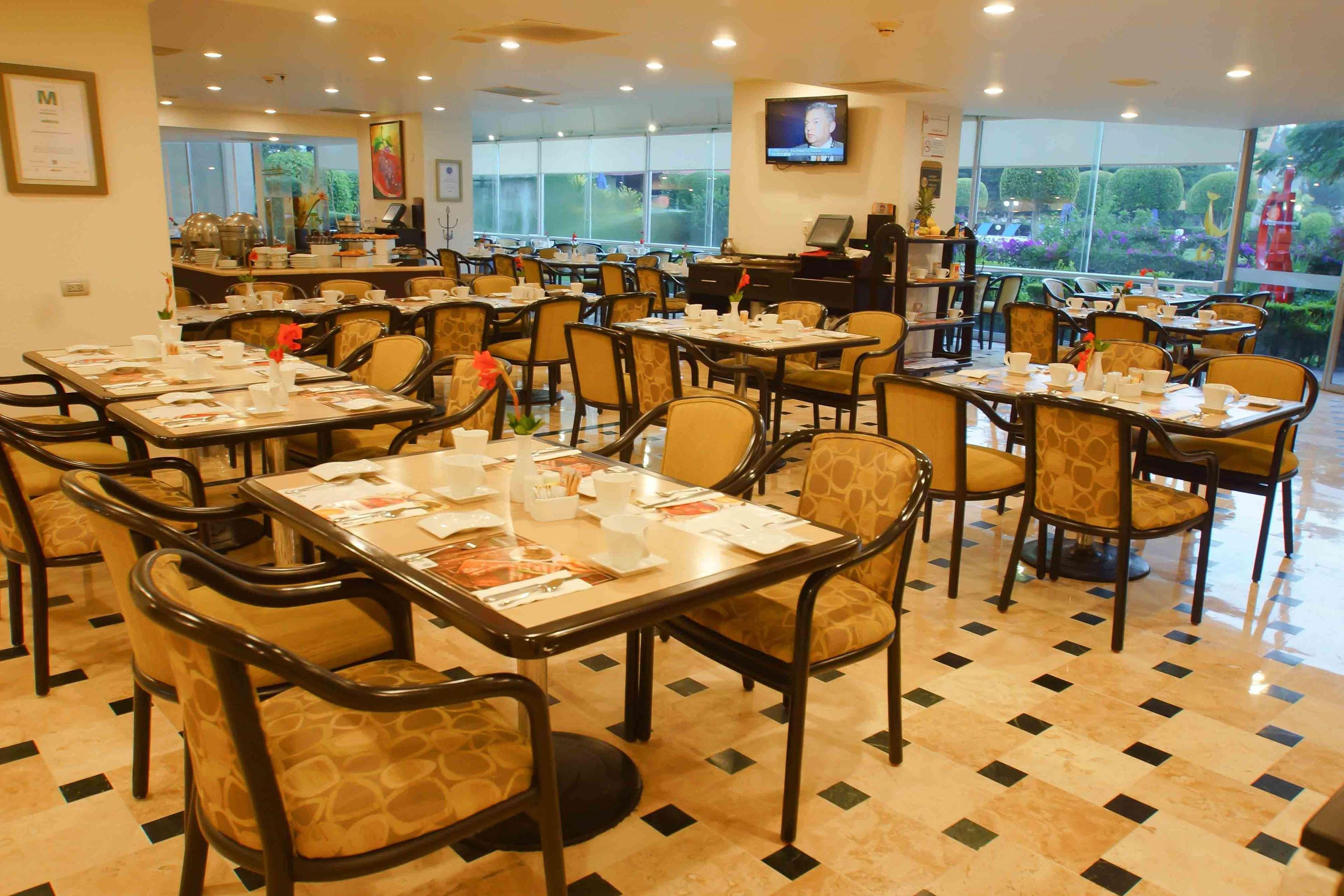 Grand Cantalagua Hotel Morelia, BW Signature Collection المظهر الخارجي الصورة The restaurant