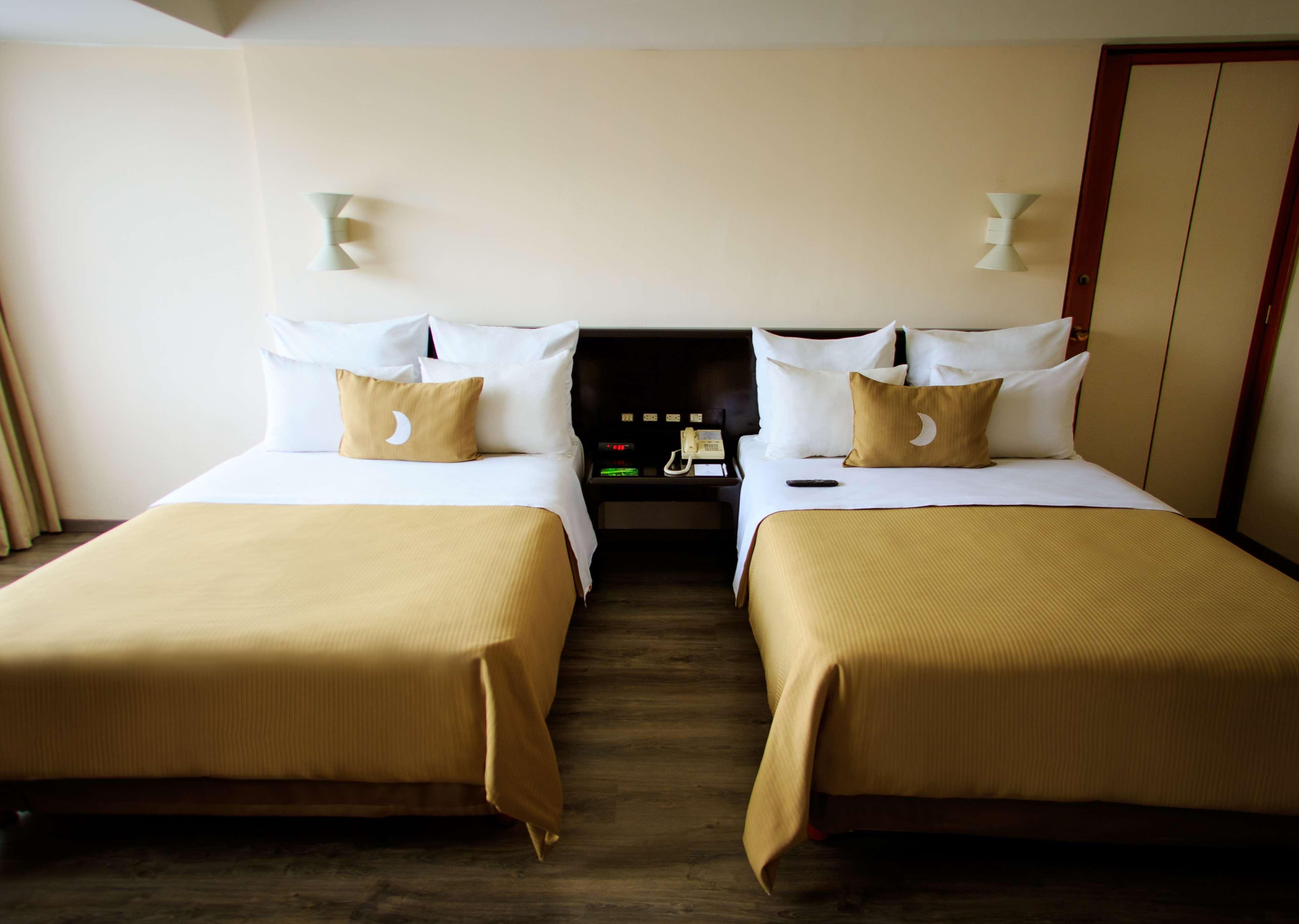 Grand Cantalagua Hotel Morelia, BW Signature Collection المظهر الخارجي الصورة A room at the hotel